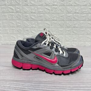 Nike Dual Fusion ST 2 Shoes Womens Size 8.5 Metallic Gray Pink Low Top Athletic